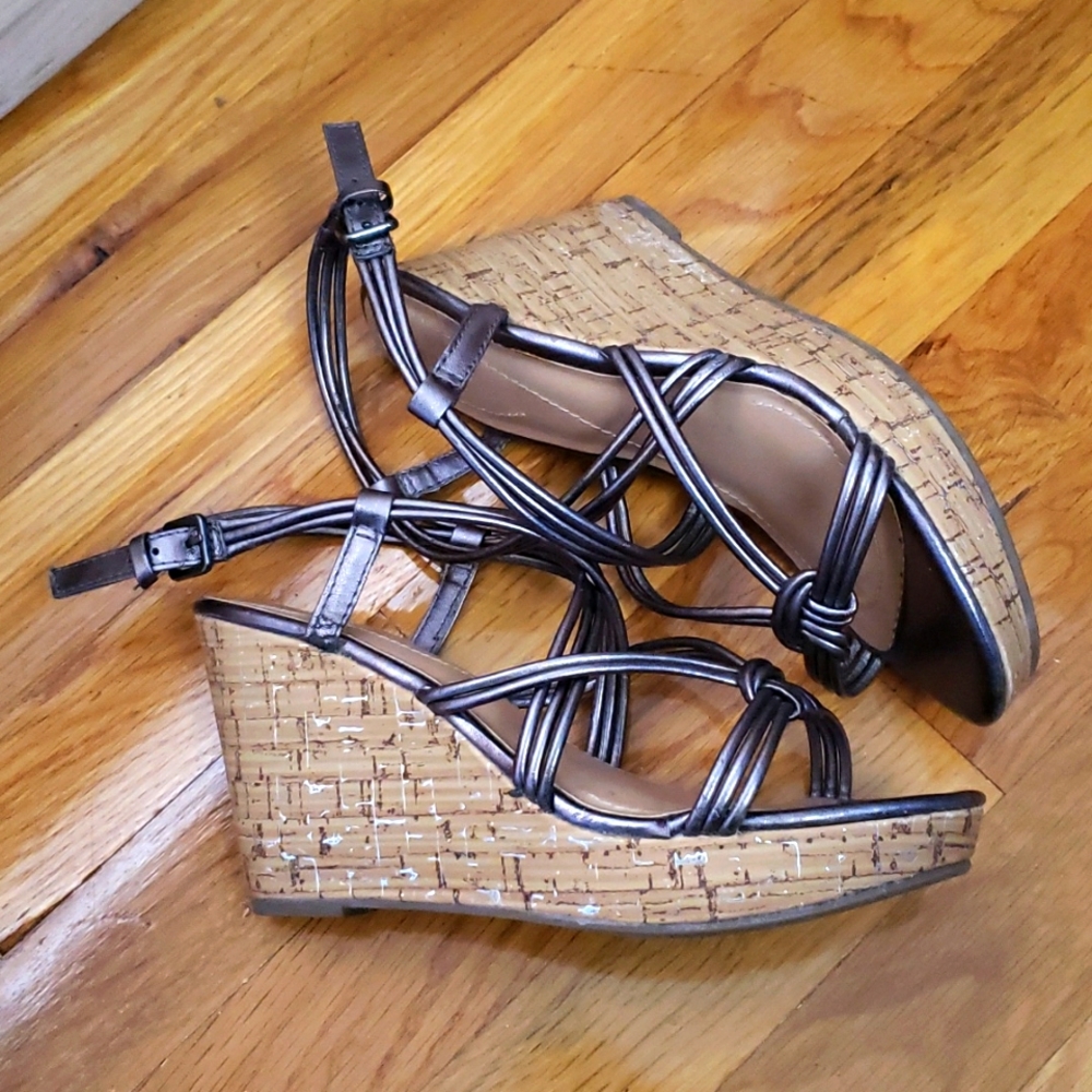 Wedges - Picture 2 of 2